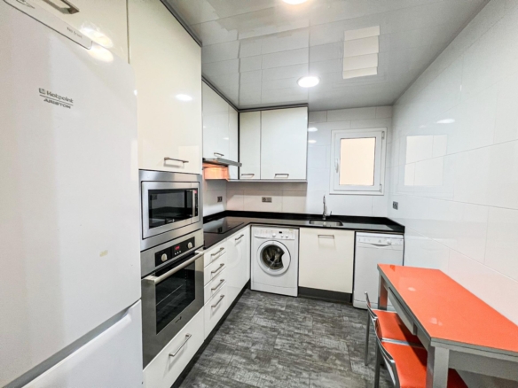Ref. 27-CUB3070/1553 - buscas una vivienda amplia y grande sin ascensor?